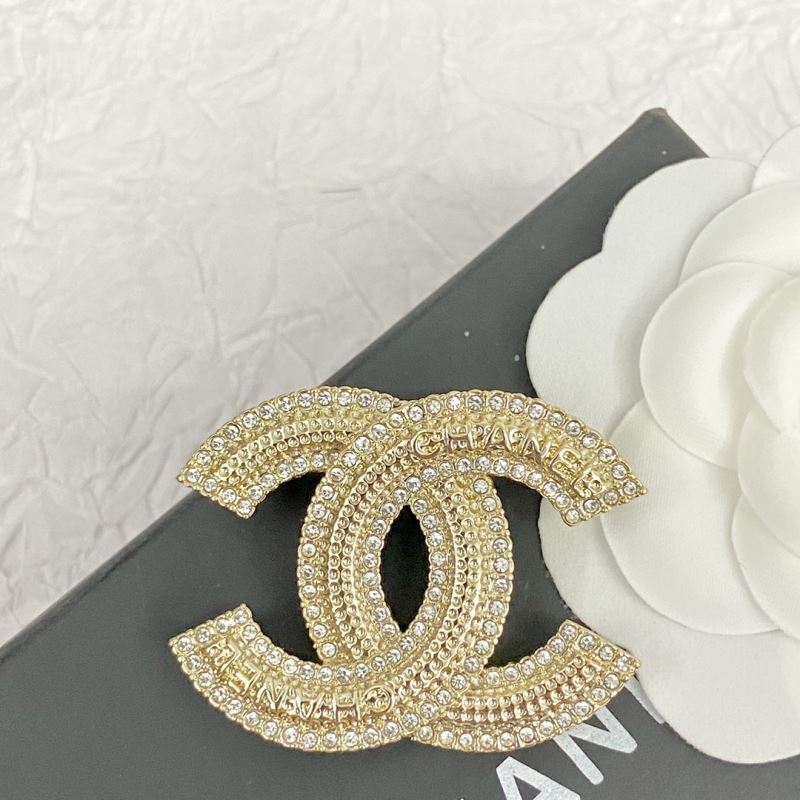 Ch**el brooches